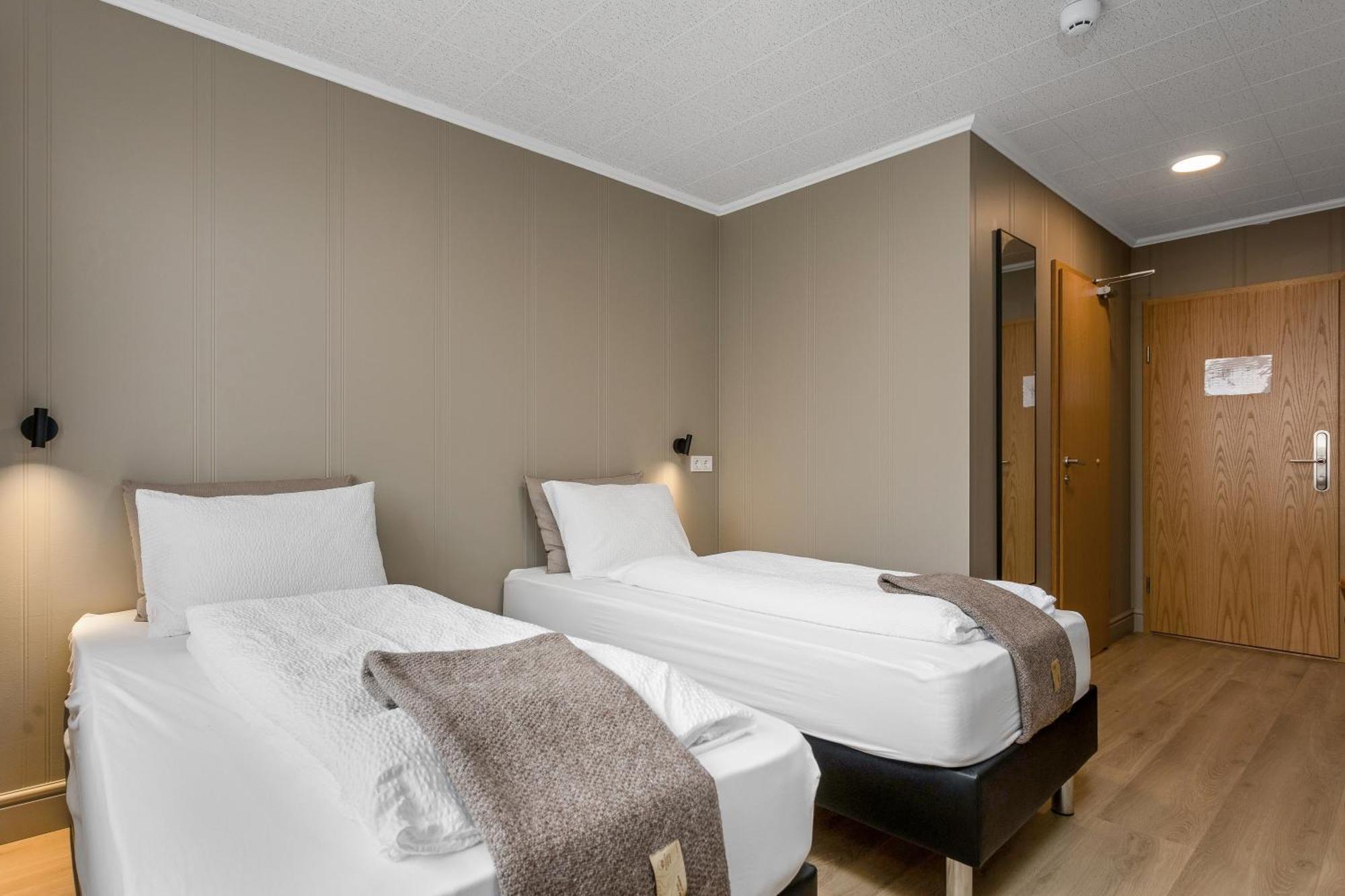 Stracta Hotel Mosfell Hella Exterior photo